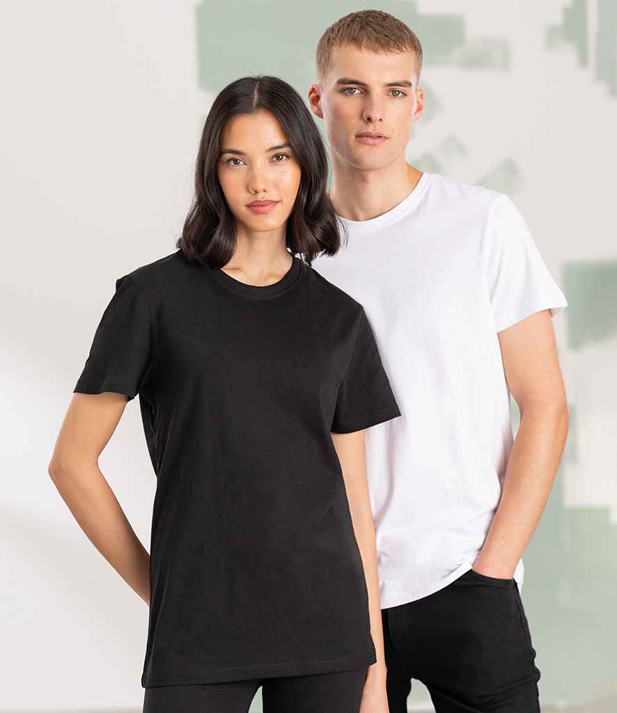 High Quality Plain White Round Neck T - Shirt