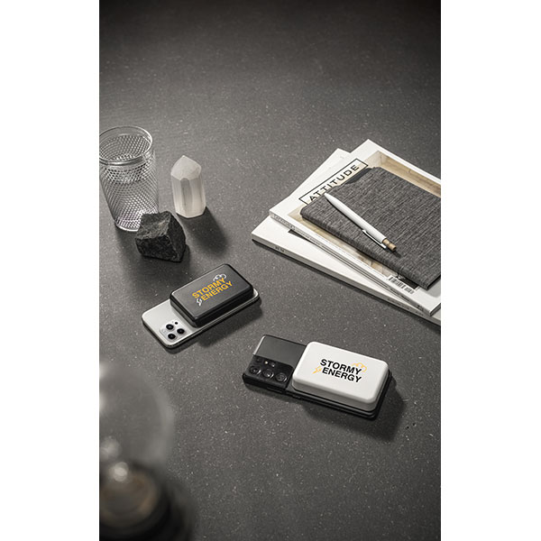 Pronto 5000mAh Magnetic Fast Wireless Charger - 1 Colour